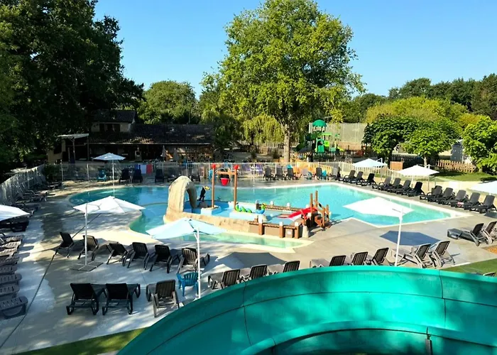 Campsite Mobil Confortable - 5 Pers. - Api-1-52-2155 Grayan-et-l'Hopital